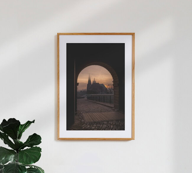 Morgendlicher Blick vom Petersberg auf den Erfurter Dom, Deutschland – Fotokunst von Johannes Hulsch als Poster oder Acrylglasbild
