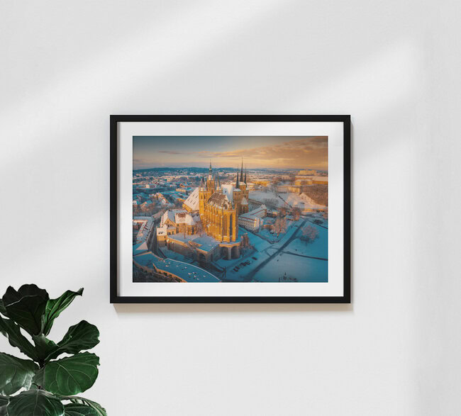 Erfurter Dom im Winterkleid, Deutschland – Fotokunst von Dennis Schmelz als Poster oder Acrylglasbild