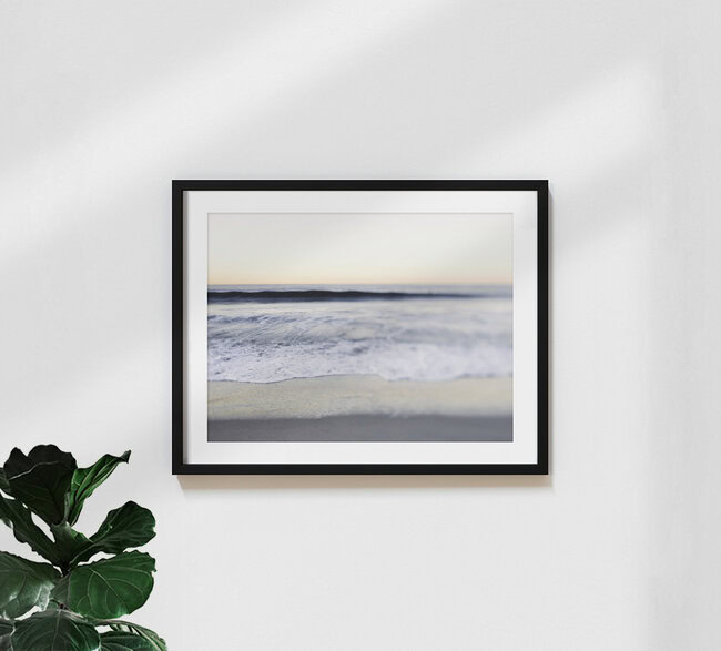 Light Play, Vereinigte Staaten – Fotokunst von Vera Mladenovic als Poster oder Acrylglasbild