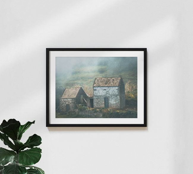 Hütten im Nebel, Portugal – Fotokunst von Sonja Lautner als Poster oder Acrylglasbild