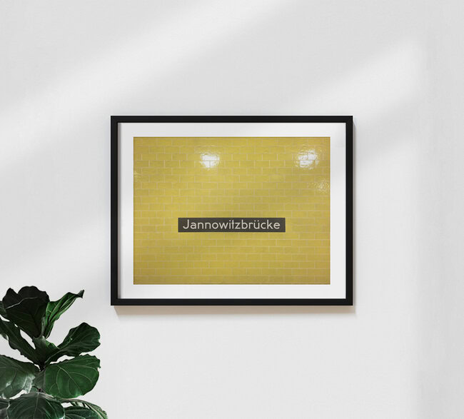 U-Bahnhof Jannowitzbrücke, Deutschland – Fotokunst von Claudio Galamini als Poster oder Acrylglasbild