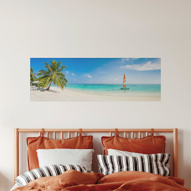 Urlaub an einem Strand auf den Malediven, Malediven – Fotokunst von Jan Becke als Poster oder Acrylglasbild