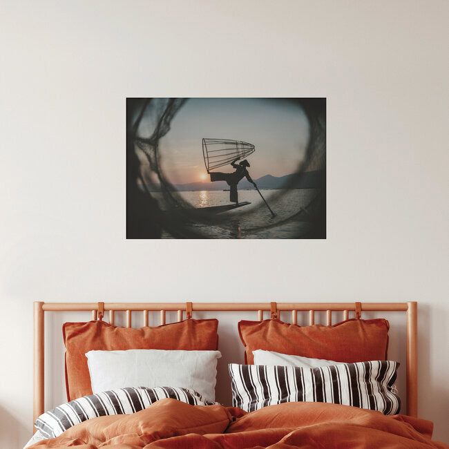 Burmese Fisherman, Myanmar – Fotokunst von Julian Wedel als Poster oder Acrylglasbild