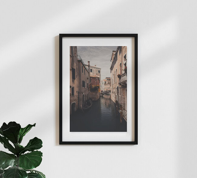 Moody Venezia, Italien – Fotokunst von Eva Stadler als Poster oder Acrylglasbild
