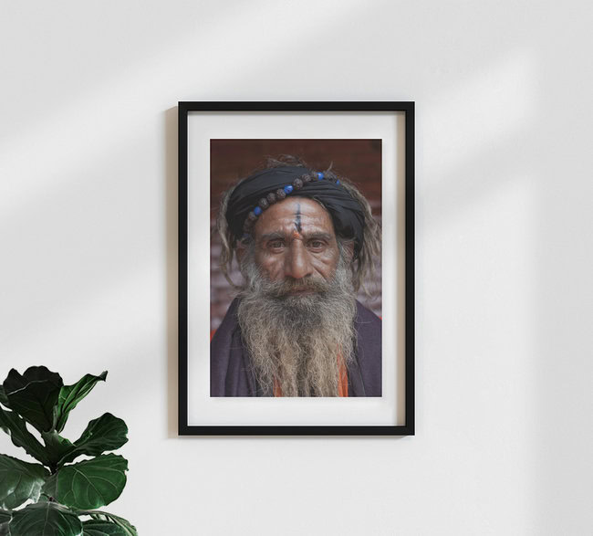 Tapasvi sadhu, Nepal – Fotokunst von Jagdev Singh als Poster oder Acrylglasbild