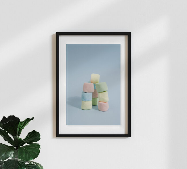 Marshmallow, Belgien – Fotokunst von Loulou von Glup als Poster oder Acrylglasbild