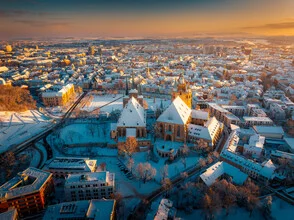 Majestätischer Dom über den Dächern von Erfurt - Fineart photography by Dennis Schmelz