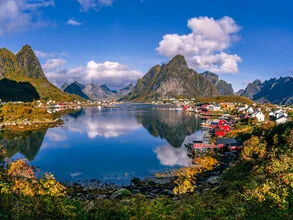 Autumn on Lofoten Islands - Fineart photography by Achim Thomae