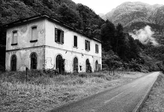 Luoghi Perduti Ciclovia Alpe Adria in Italia - Fotografia Fineart di Angelika Stern