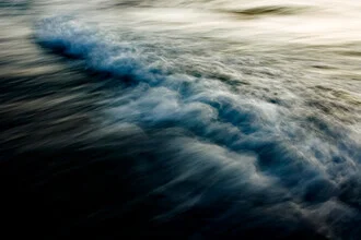 The Uniqueness of Waves XLVI - fotokunst von Tal Paz-fridman