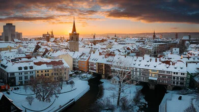 Die verschlafene Krämerbrücke – Morgenstimmung in Erfurt - fotokunst von Dennis Schmelz