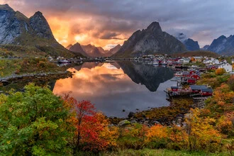 Autumn on Lofoten Islands - Fineart photography by Achim Thomae