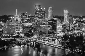 Amazing Pittsburgh Skyline in the Evening Monochrome - Fineart photography by Melanie Viola