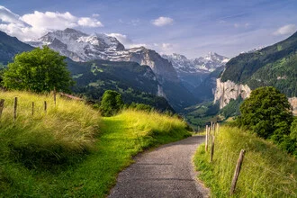 Sommer im Lauterbrunnental Schweiz - fotokunst von Achim Thomae