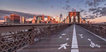 Brooklyn Bridge New York City, Vereinigte Staaten – Fotokunst von Achim Thomae als Poster oder Acrylglasbild