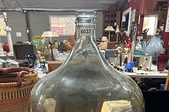 Bid Now! Bid Now in the New Year's Day 2026 Auction