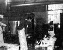 B Co. Cooks preparing a meal.
Courtesy of George Smith Family Smithg7