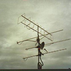 2001a.jpg