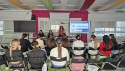 Seminario “Cuidadoras, sin violencia de género” - Iznalloz, Granada