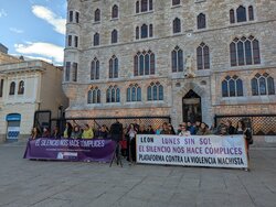 Convocatoria de la Plataforma Lunes sin Sol -León- en memoria de las víctimas mortales por violencia machista