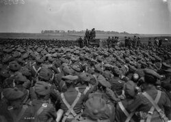 Prime Minister Robert Borden addressing troops including visible group of 15th Battalion at the Highland Games, Tincques 6 July 1918.