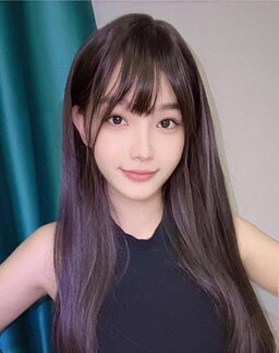 LiLi-里里 【2018】 Profile Thumbnail Image