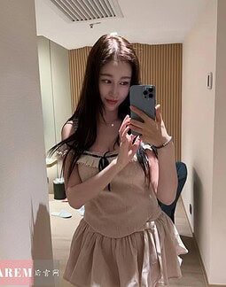 YingYing-莹莹 【2322】 Profile Thumbnail Image