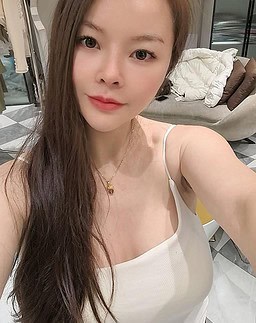 MeiNa-美娜 【2359】 Profile Thumbnail Image