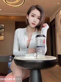 YiLin-一琳 【2472】 Profile Thumbnail Image
