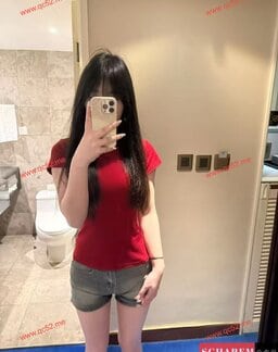 XiaoYao-小媱 【2851】 Profile Thumbnail Image