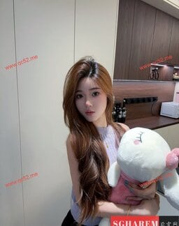 YiYi-依依 【2878】 Profile Thumbnail Image