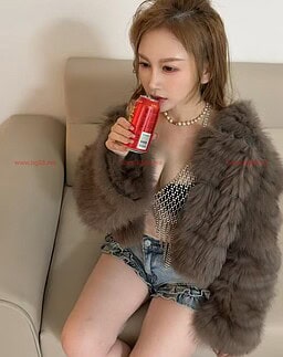 YaoYao-瑶瑶 【3099】 Profile Thumbnail Image