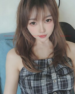 LingEr-灵儿 【3192】 Profile Thumbnail Image