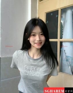 XiaoYu-小雨 【3208】 Profile Thumbnail Image