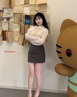 WeiWei-唯唯 【3421】 Profile Thumbnail Image