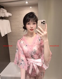 QianXue-千雪 【3422】 Profile Thumbnail Image