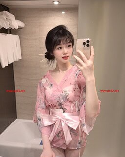 QianXue-千雪 【3422】 Profile Thumbnail Image