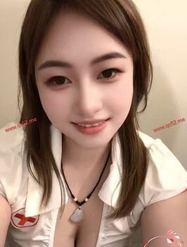 ManNi-曼妮 Thumbnail Image