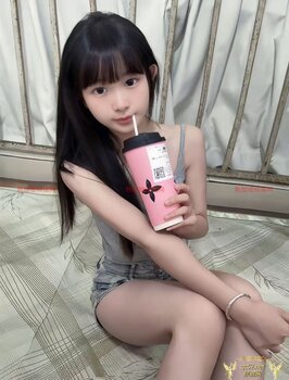 XiaoBaoBei-小宝贝 Thumbnail Image