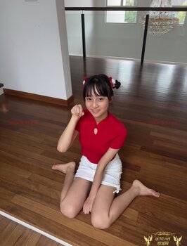 AnQi-安琪 Thumbnail Image