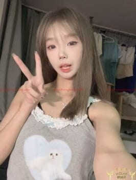 YeZi-叶子 Thumbnail Image