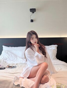 ShuiShui-水水 Thumbnail Image