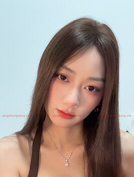 XiaoYiZi-小姨子 Thumbnail Image