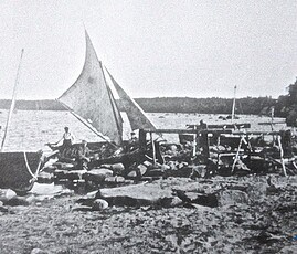 Tilgu-sadam-1924.-aastal-Eesti-Filmiarhiiv-kalamehed-ametis