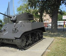 M3A3 Tank at the memorial to B Company, 192nd Tank Battalion, in Maywood, Illinois.
The tank company was originally an Illinois National Guard Tank Company headquartered in an armory in Maywood. Tank memorial (dedicated in 1946)