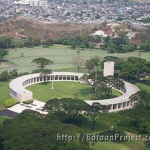 Walls of the Missing which was formerly known as the Tablets of the Missing Manilacemeteryoverview4