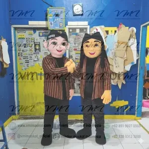 Kostum Karakter Custom 3
