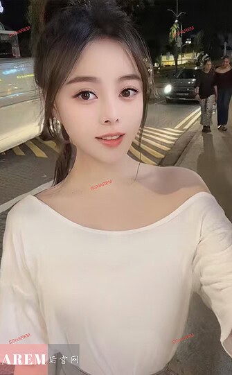 XiaoXiao-笑笑 【2433】 Singapore (SG) Largest Escort Directory | No.1 SG Escort Service | SG Escort | 新加坡伴游 | 新加坡外围