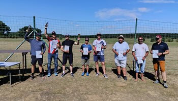 Die FlyOff Teilnehmer mit den Bestplatzierten - Jan (2.), Henri (Sieger) und Karol (3.) (v.l.n.r.)