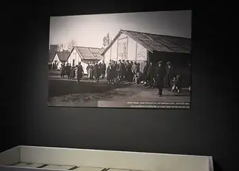 Restauration de photographies historiques du début du XXᵉ siècle et adaptation pour l’impression grand format.